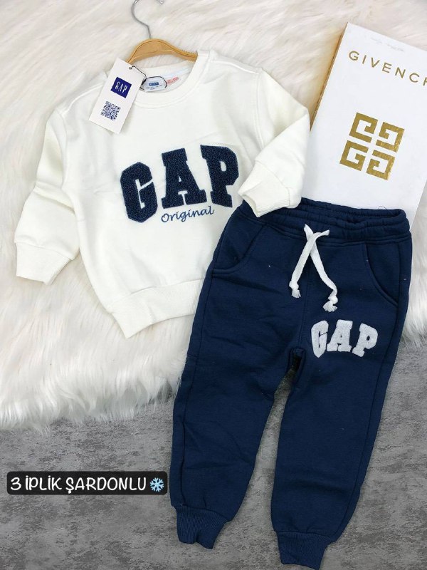 9b6aa8d7-0966-46f1-aa23-a2d5040b3155 Yeni Sezon Üç İplik Şardonlu Tam Kışlık Çocuk Alt Üst Takım Kaliteli Ürün - Görsel 1