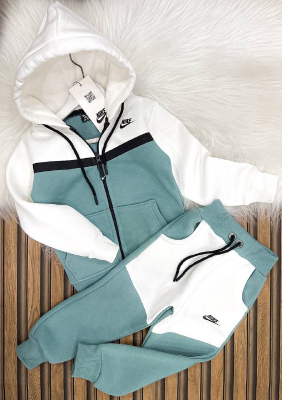 d63abb05-74b4-46f8-9c9b-6c2e3308c428 Kaliteli Erkek Çocuk Kışlık Jardonlu Eşofman Takımı - Sıcak ve Rahat StiL - Görsel 1