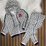 İki İplik Kompakt Kumaş Huggo Baskılı Mevsimlik Ürün A Kalite