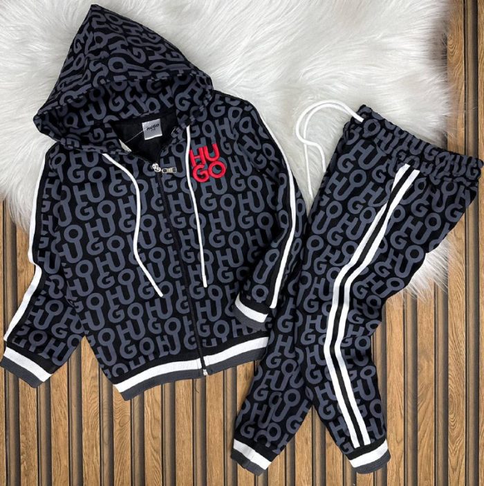 İki İplik Kompakt Kumaş Huggo Baskılı Mevsimlik Ürün A Kalite - Görsel 2