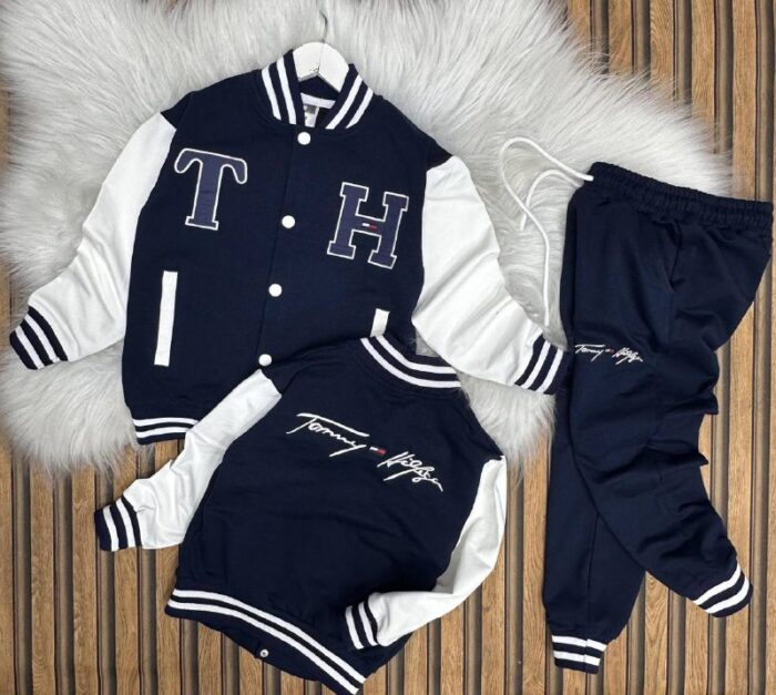 TOMMY HILFIGER Baskılı A Kalite 2 İplik Kompakt Kumaş Takım Şıklık ve Konfor Bir Arada - Görsel 4