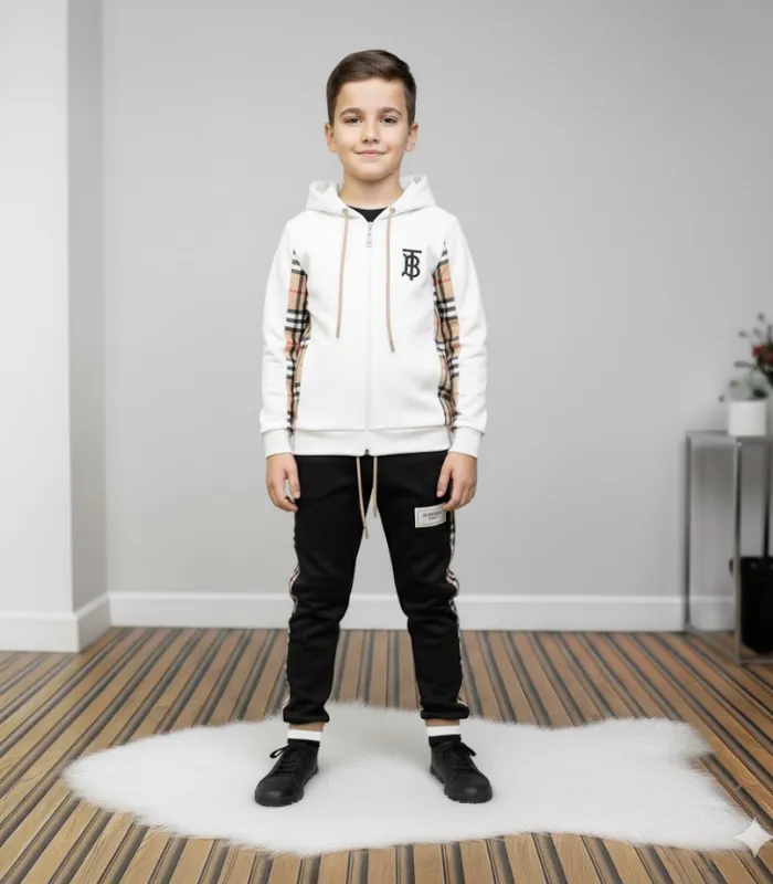 urun-gorseli (22) Burberry Baskılı Alt Üst Takım - Görsel 1